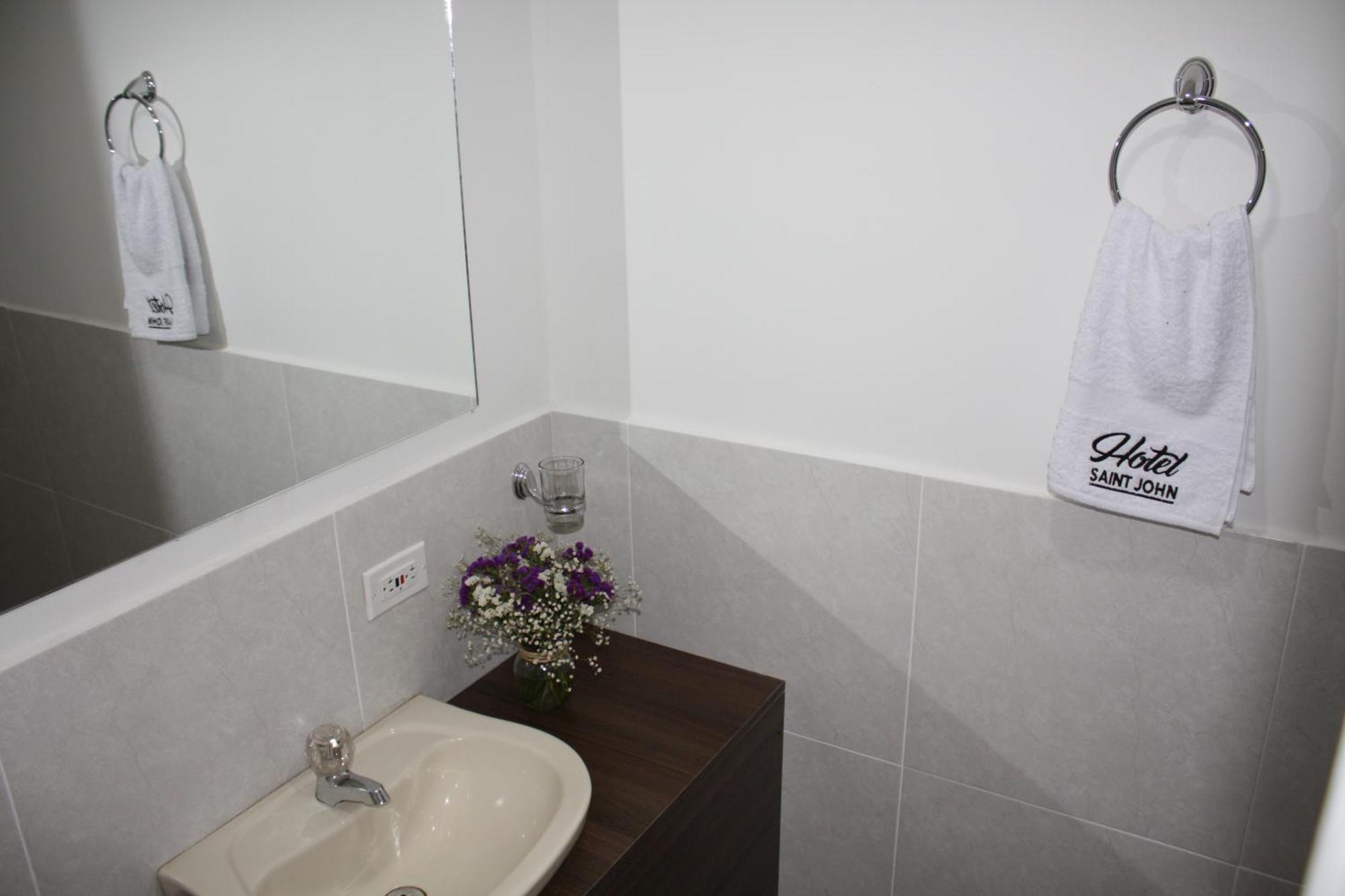 Hotel Saint John Медельин Экстерьер фото